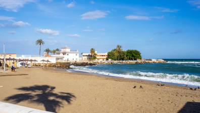 Central Fuengirola couples apartment by Costarentals - Ref 131
