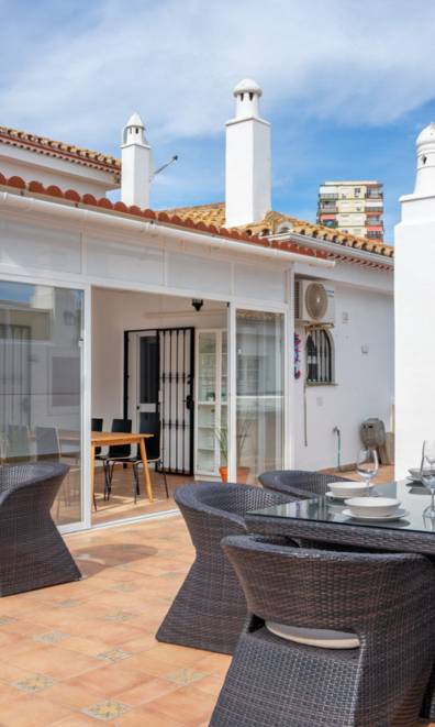 Stunning 3br flat near beach and puerto marina by Costarentals - Ref 150