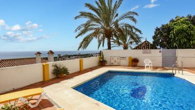 Seaview Apartment near Golf with pool Ref 69
