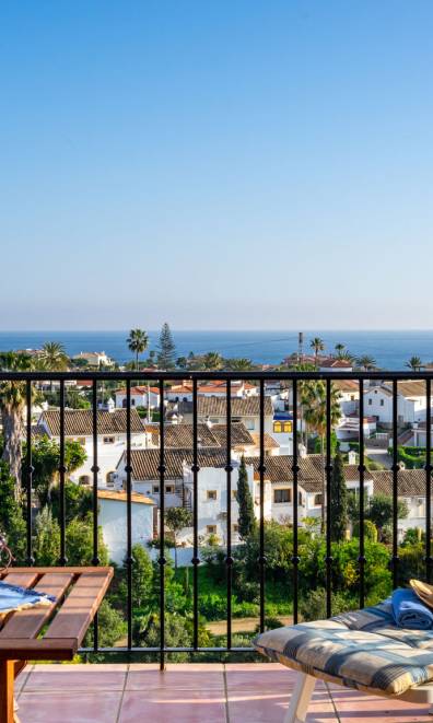 Stunning penthouse with pool in El Faro by Costarentals - Ref 51