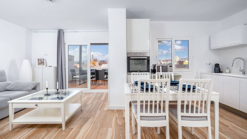 Front line beach apartment in Fuengirola Ref 14
