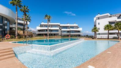 Seaview apartment with heated pool by Costarentals - Ref M21