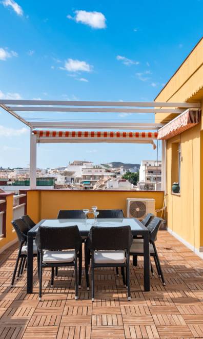 Sunny rooftop by Fuengirola harbour - Ref 232