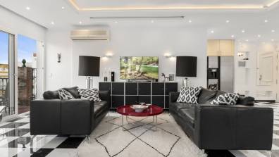 Fantastic Penthouse in downtown San Pedro by Costarentals - Ref M35
